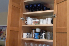 Glassware cabinet
